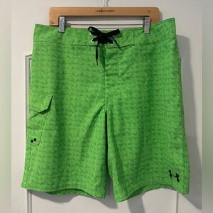 Under Armor Men's Board Green Patterned Swim Shorts - 36